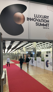 Câlin Doré by Lingerie Swiss at the Luxury Innovation Summit in Geneva in 2023. The world first luxury hygiene lingerie with a natural and imperceptible protecting inlay for every day. Menstruation, incontinence, daily discharge for all women. Protected by nature. 